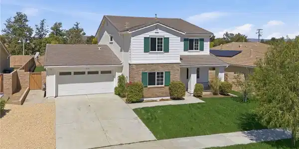 3231 Bellwood