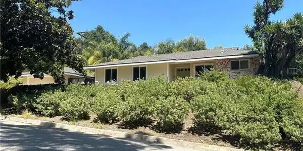330 Toyon Road