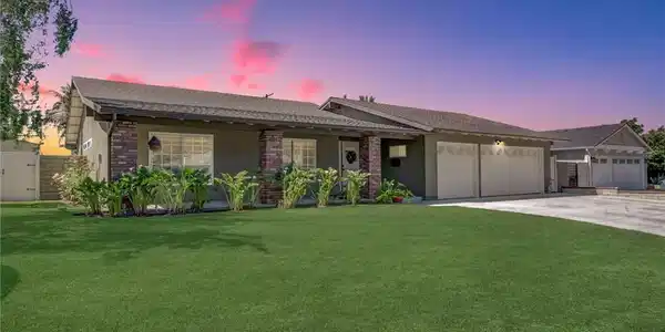 1298 Oak Ridge Drive