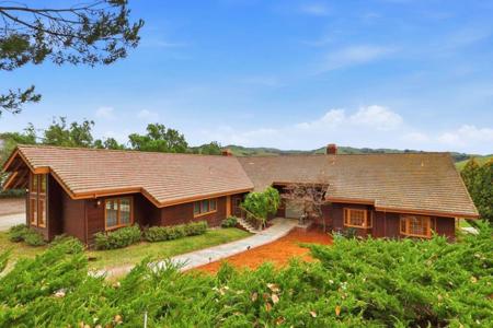 525 Vista Ridge Drive