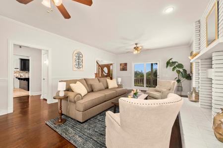 206 Lento Lane
