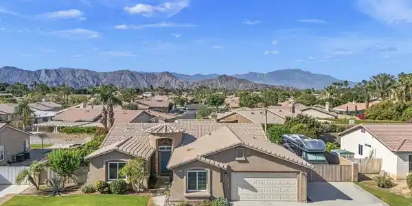 48167 Calle Del Sol