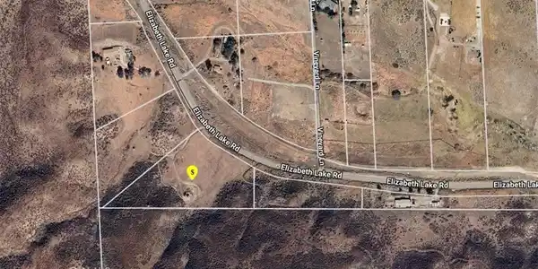 1 Elizabeth Lake Road