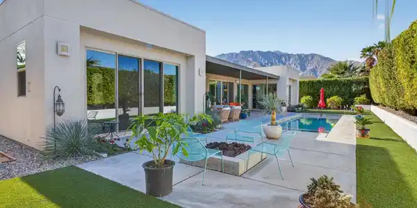1658 Ava Court