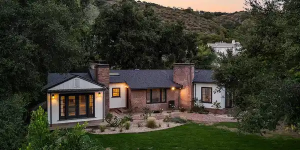 1555 Scenic Drive