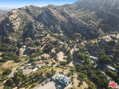 585 Box Canyon