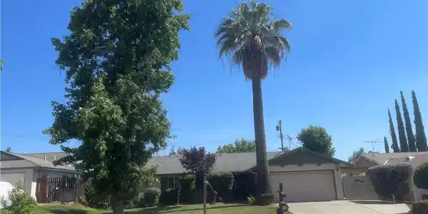 35241 Santa Rosa Drive
