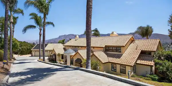 535 Ridgecrest Drive