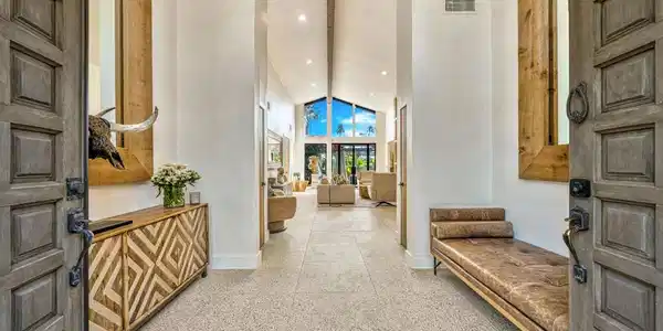 17 Lincoln Place