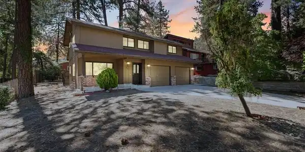 5617 Dogwood Road