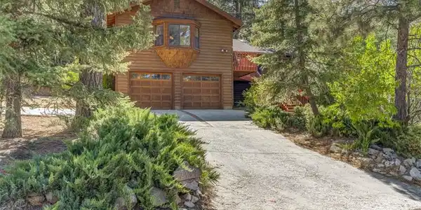 2109 Symonds Drive