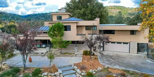 49868 49876 River Falls Way
