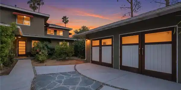 430 Devonwood Road