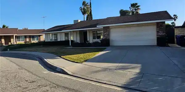 2637 Mirada Street