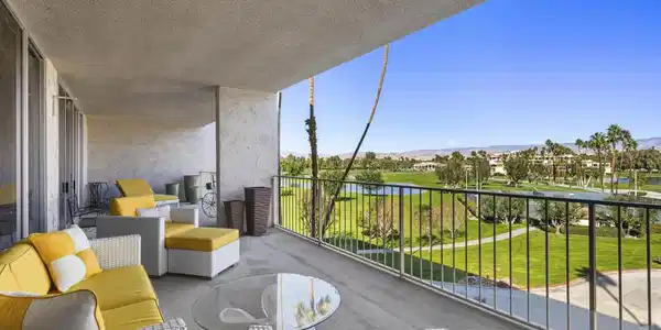 899 Island Drive