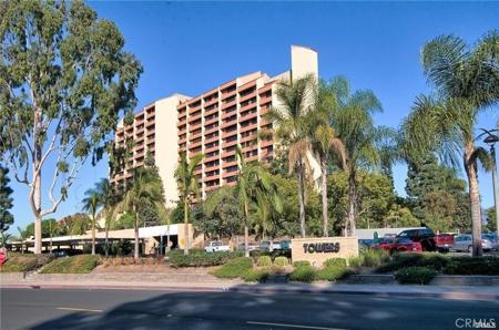 24055 Paseo Del Lago