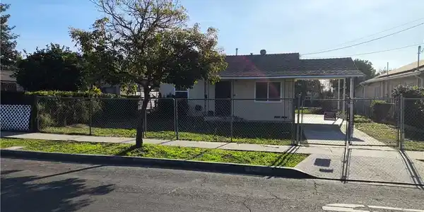 11326 Forest Grove