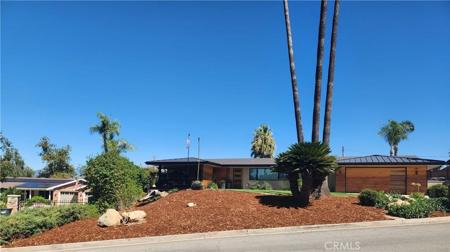 507 E Mariposa Drive