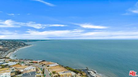 3753 Malibu Vista Drive