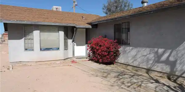 5444 Daisy Ave