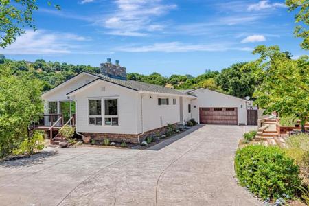 21298 Maria Lane