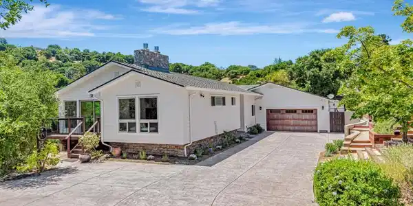 21298 Maria Lane