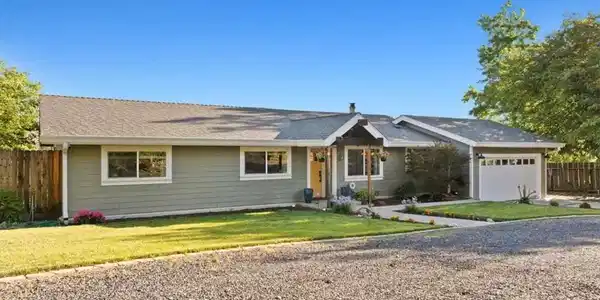 21 Sunflower Lane