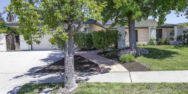 206 S Carrillo Road