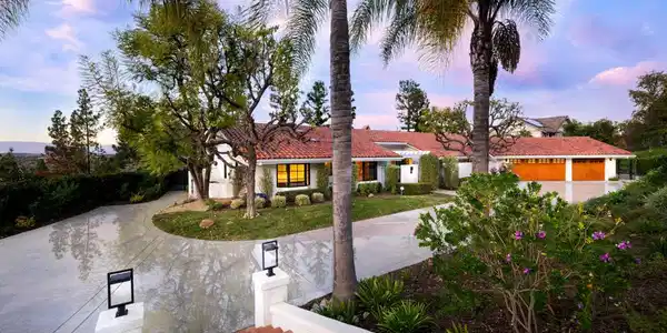 87 Pinecrest Road