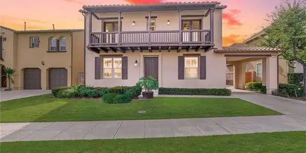 1238 Leggio Lane