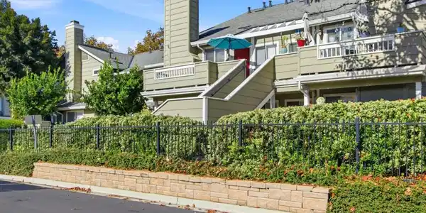 40 Cherry Crest Lane