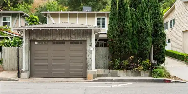 1118 N Beverly Glen Boulevard