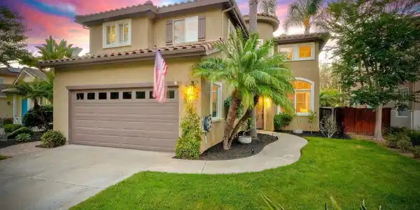 1820 Sea Vista Place