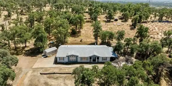 2588 Pinecrest Road