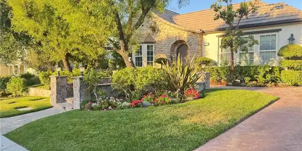 15030 Live Oak Springs Canyon Road