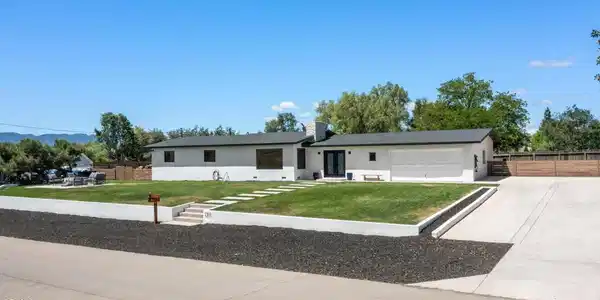 1311 Meadowvale Road