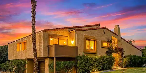 466 E Calle Begonia