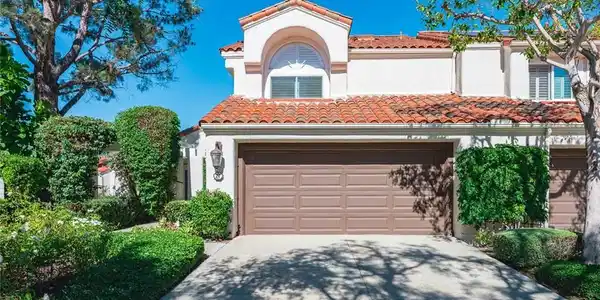 27 Sarena
