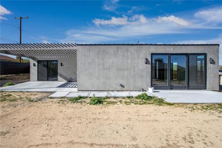 61523 Capilla Drive