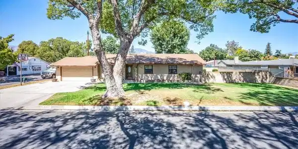 11639 Hallwood Drive