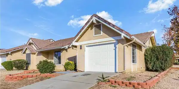 1461 Congress Way