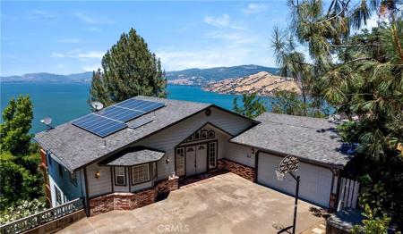 3111 Skyline Dr