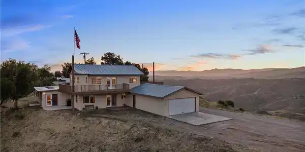 30668 3/4 Tick Canyon
