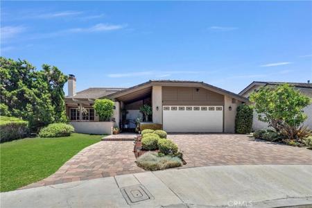2216 Hilltop Court