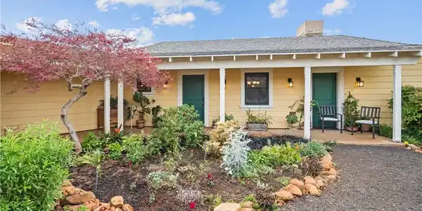 4822 Zinfandel Drive