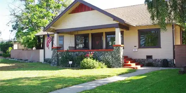 185 E La Verne Ave