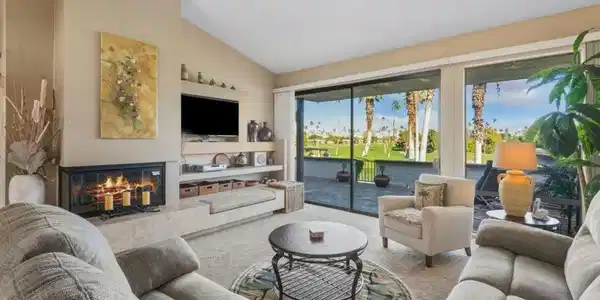 6 Palomas Drive