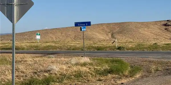 0 W Avenue D