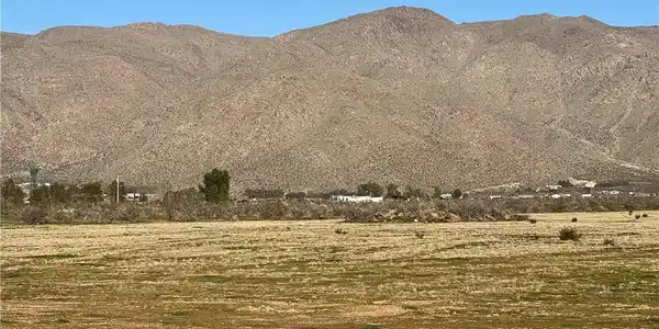 3 Manzana Drive