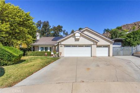 23056 23056 Orangewood Court